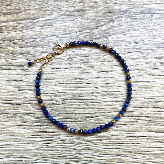 bracelet-romy-lapis-lazuli-hematite-plaque-or