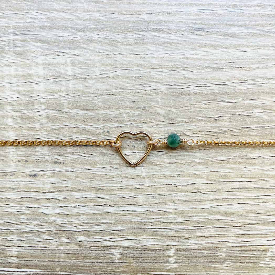 Collier cœur pierre de naissance Mai Emeraude