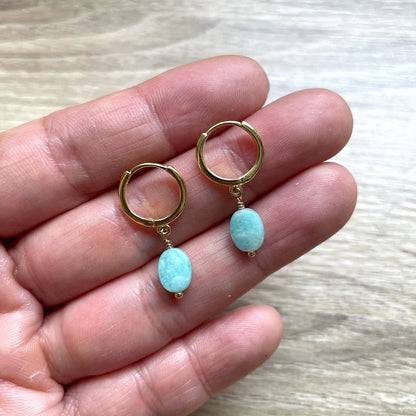 creoles-amazonite-bleu-argent-massif-dore-main