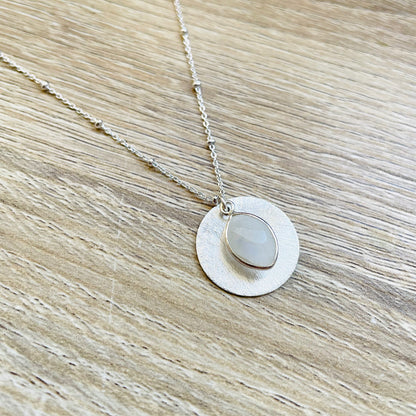 Collier médaille Ally Pierre de Lune Argent modèle unique