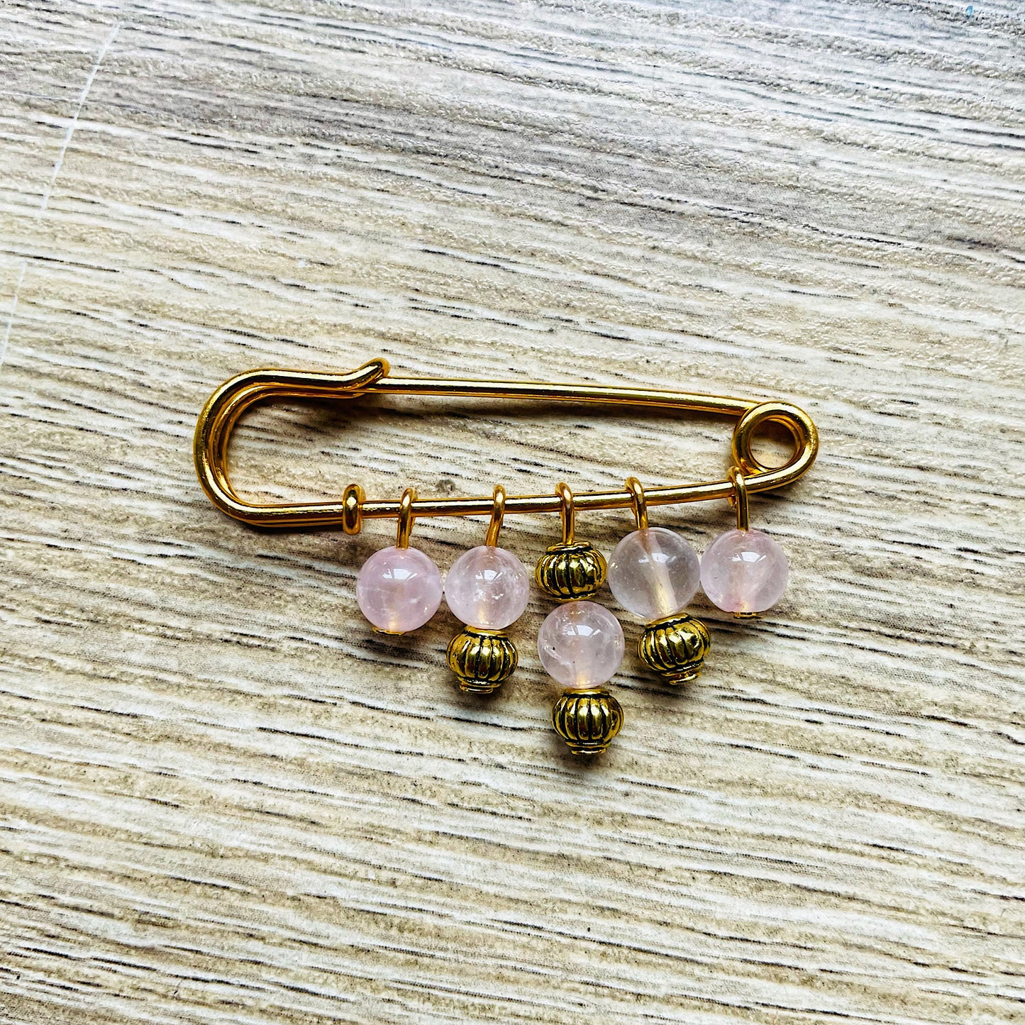 Broche Mathilde pierres naturelles