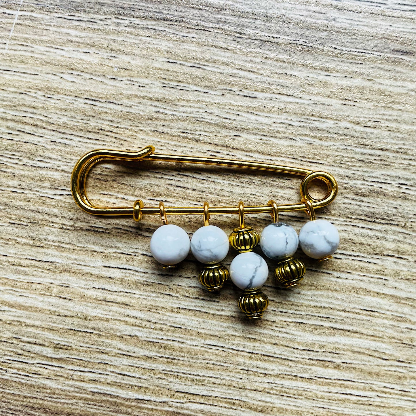 Broche Mathilde pierres naturelles