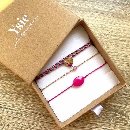 Parure de bracelets roses